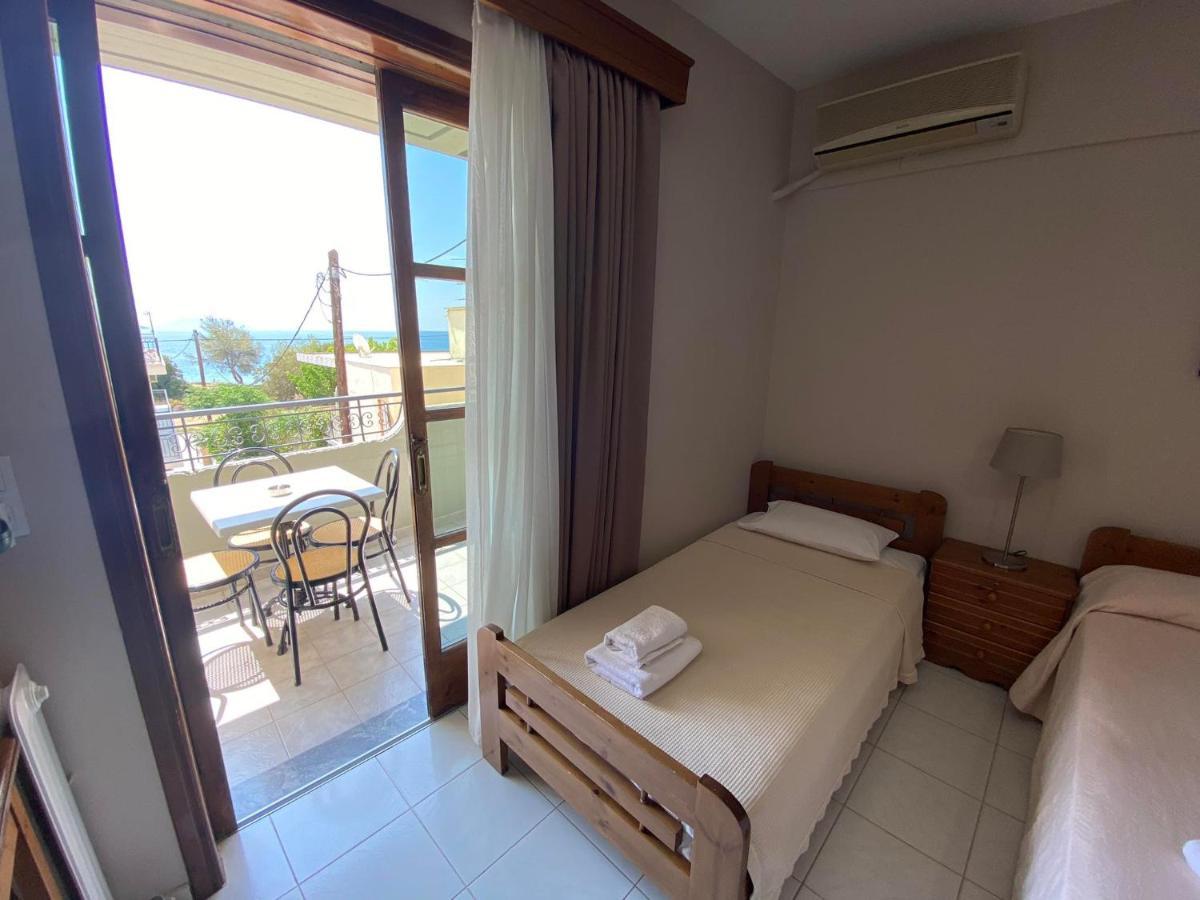 Hotel Pavlos - Studios Tolo Bagian luar foto